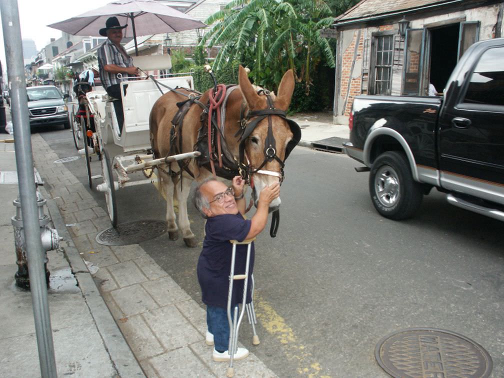 2002-10 New Orleans Robert & horse